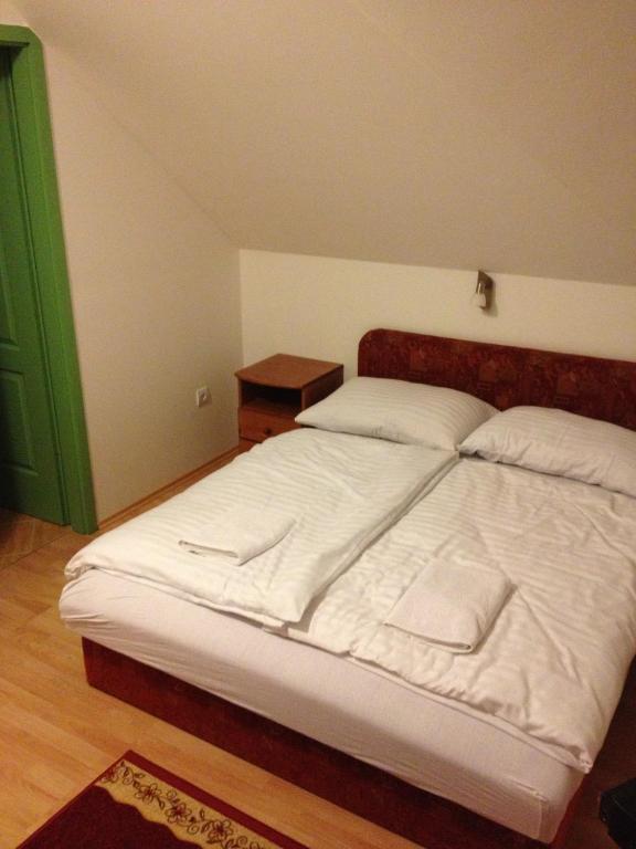 Zatonyi Csarda Panzio Dunasziget Room photo