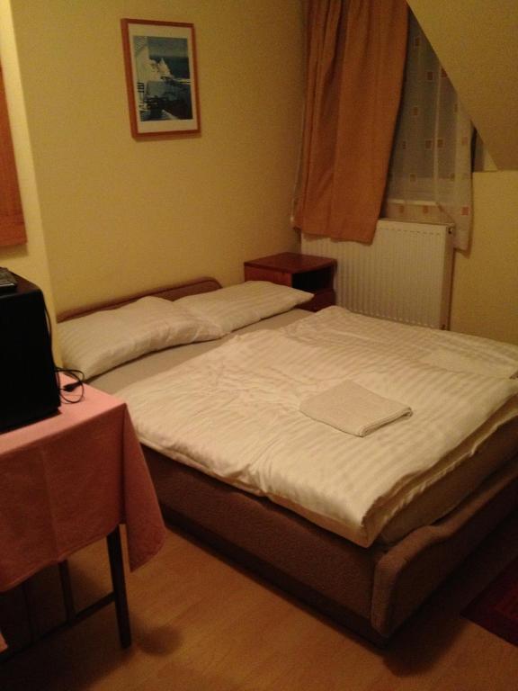 Zatonyi Csarda Panzio Dunasziget Room photo